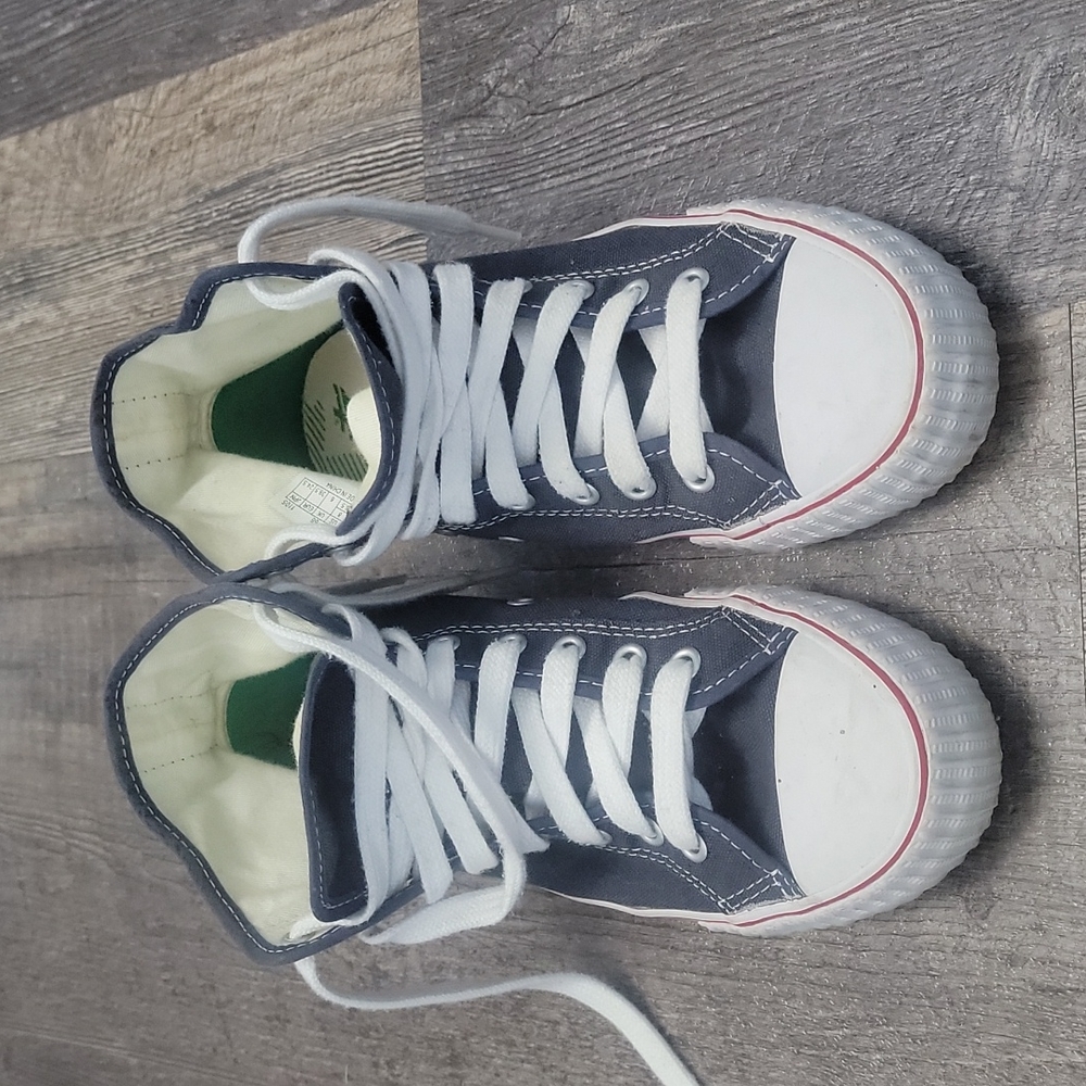 Pf Flyers 8